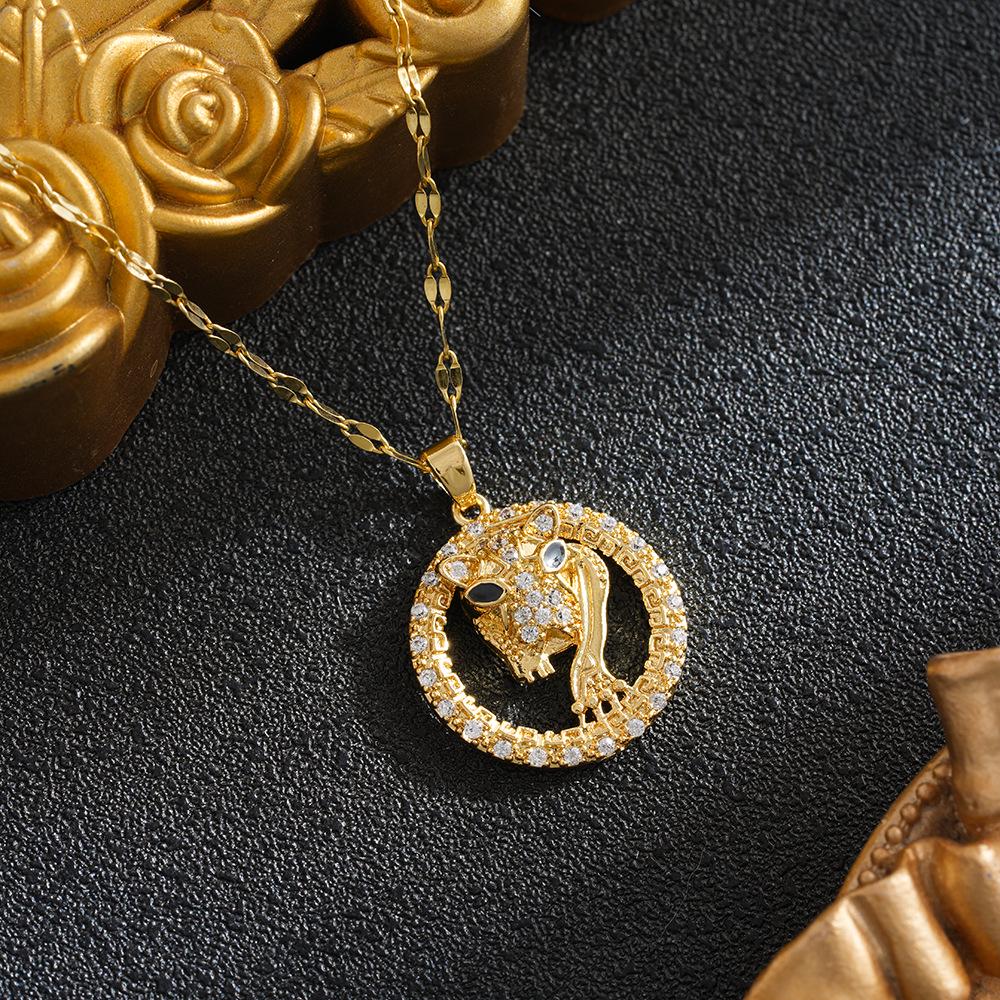 

Versatile Fashionable Leopard Pendant Necklace & Bracelet