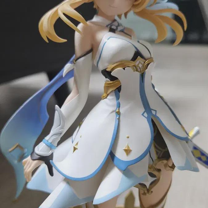 

I Sell Wonshin Kotobukiya Lumine Figures