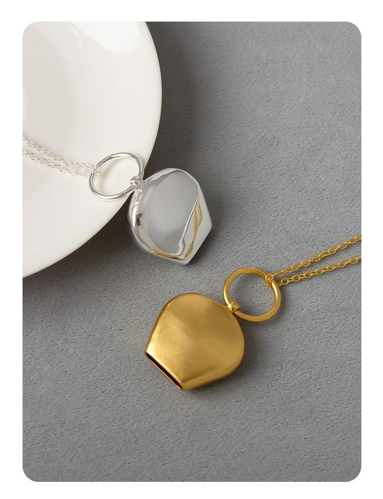 Autumn & Winter Heart Pendant Necklace Sweater Chain