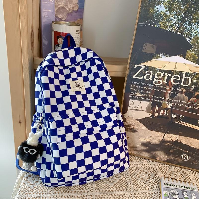 Korean fashiinsCheckered Backpack, Casual and Versatile, Suitable for Junior High and High School Girls, Stylish School Bag