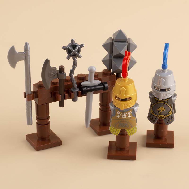 Medieval Military Castle Siege Machines Building Blocks Battering Ram Bonfire Catapults Weapons Rack Armor Helmets Bricks Toys