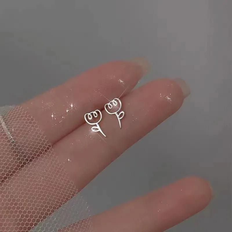New Minimalism Earring 925 Silver Needle Allergic Protection Mini Small Heart Stud Earrings for Women Girls Jewellery