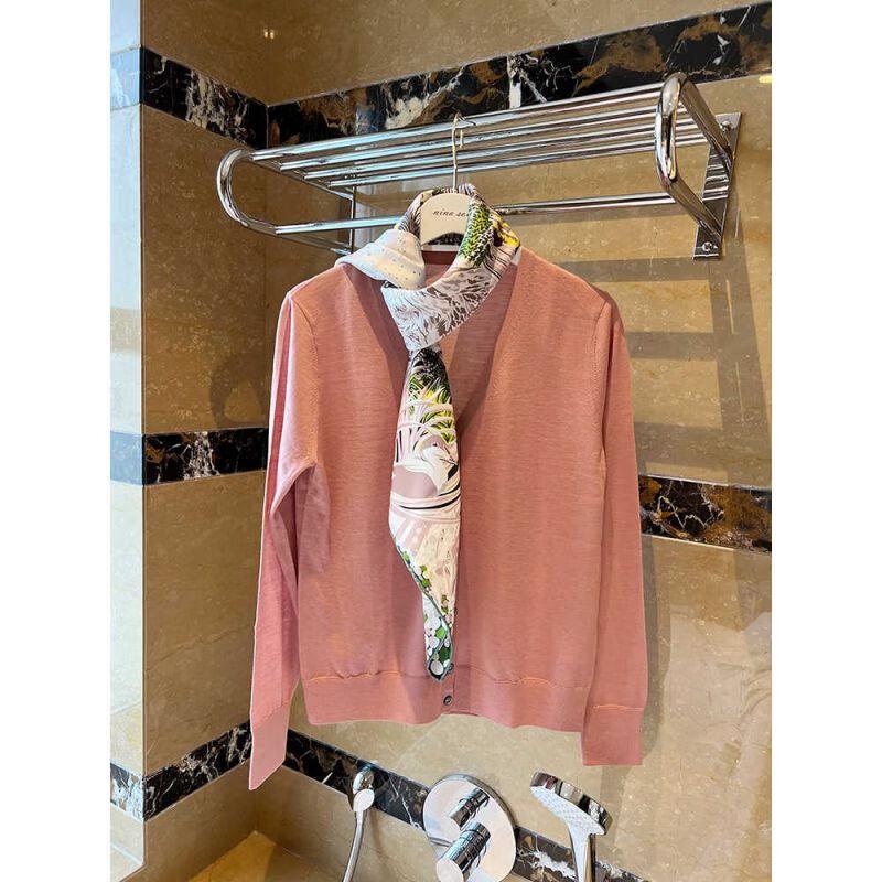 NINA SOLOR Romantic Prairie Animal Double-Sided Silk Scarf