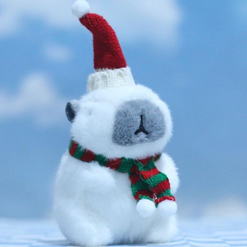 Christmas Capybaras Plush Toy Keychain Soft Doll Pendant Soft Hanging Ornament Suitable for Car Keys and Backpack Decors