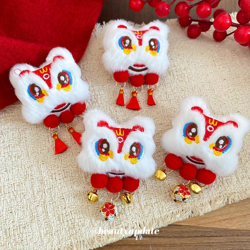 New Chinese Flocking Lion Tassel Hairpin Autumn and Winter Retro New Year Atmosphere Duck Bill Clip Light Luxury High-end Hair Accessories