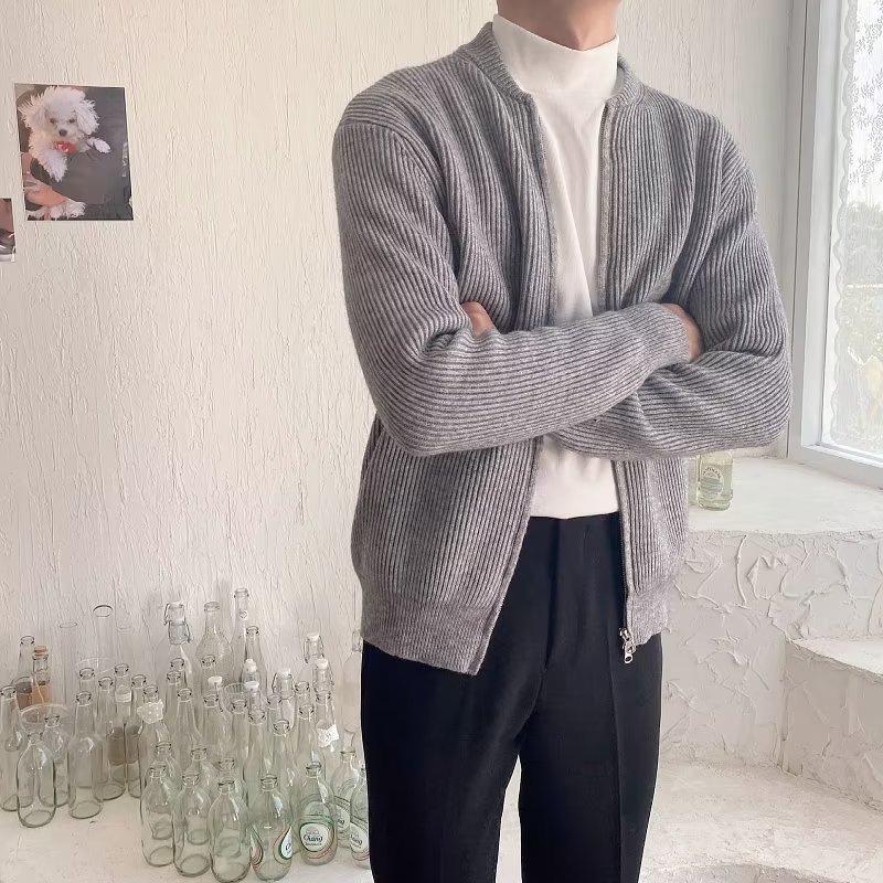 Męski kardigan dzianinowy w jednolitym kolorze na jesień/zimę 2024: Modny, Casualowy, Pasujący do wszystkiego, Okrągły dekolt, Dostępne duże rozmiary