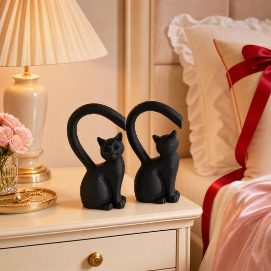2Pcs Couple Cat Figurine, Black & White Cat Statue with Heart-Shaped Tail, Stable Base Decor for Bedroom Vanity Living Room, Romantic Gift for