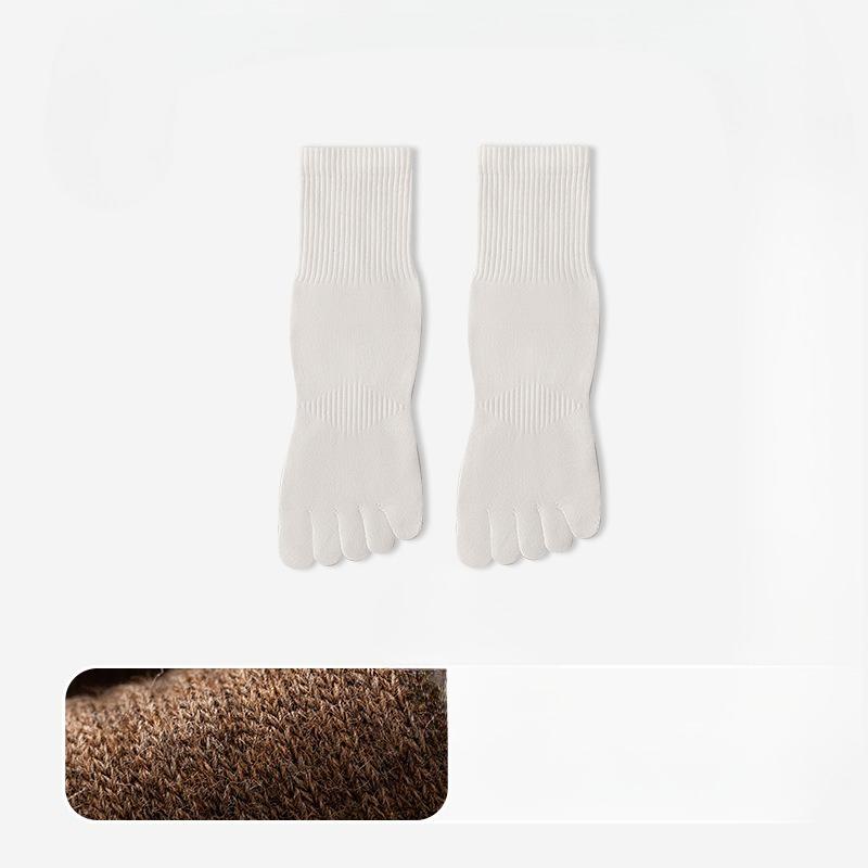 Men's Autumn Pure Cotton Antibacterial and Deodorizing Foot Sports Breathable and Sweat Absorbing Mid Calf Five Finger Socks