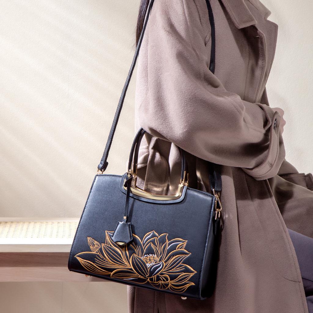 New Chinese Mother'S Day Send Mom Wedding Bag Bridal Bag High-End Atmospheric Embroidery Medium And Niche Women'S Bag