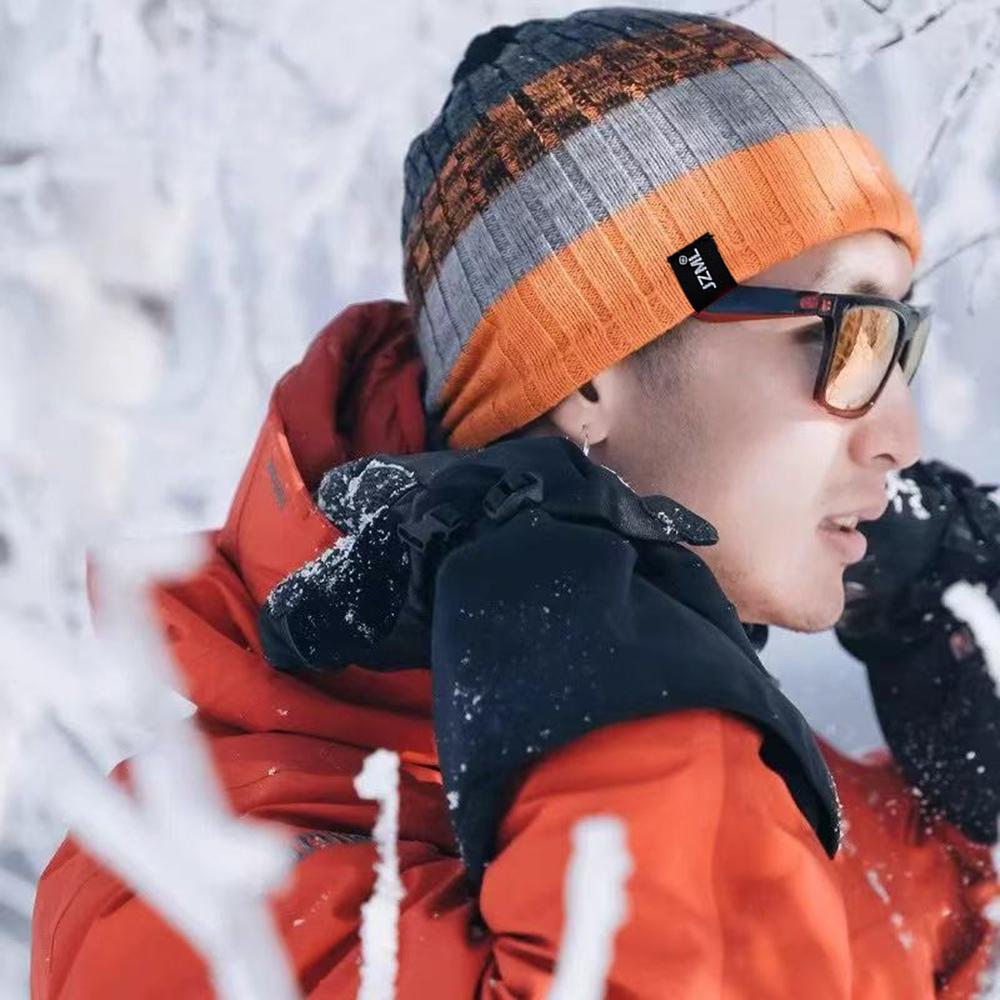 Unisex Mützenmütze mit Buchstaben-Etikett-Dekor, lässig, bunte Streifen, Winterstrickmütze, für den Alltag und Outdoor-Skisport