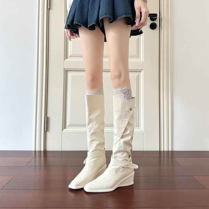 Hohe Stiefel mit quadratischem Absatz Damen Herbst- und Winterdesign Sinn Keilabsatz Western Cowboy Stiefel Vielseitige Ritterstiefel Damen Stapel