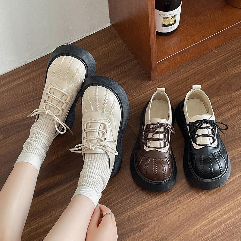 Fashion Hot Selling 2025 New Women's Leathe Slip on Loafers Shoes Casual Soft Memory Foam Comfortable Light-Weight Dress Shoes for Lady