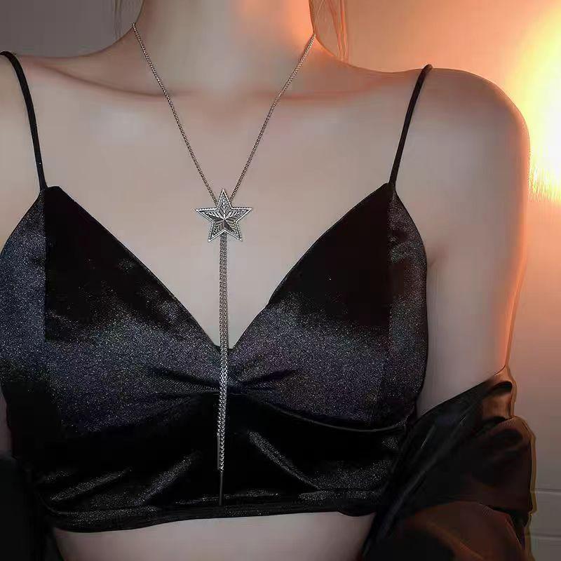 Sweet and cool wind star pull chain necklace female niche personality design sense premium versatile waist chain neck chain tide