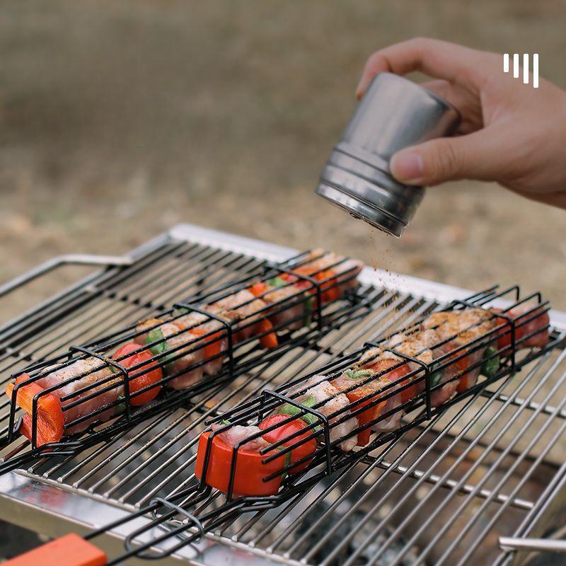 Outdoor Wooden Handle Barbecue Cage Camping Meat and Vegetable Barbecue Grid Picnic Barbecue Tools Charcoal Grilled Sausage Sign