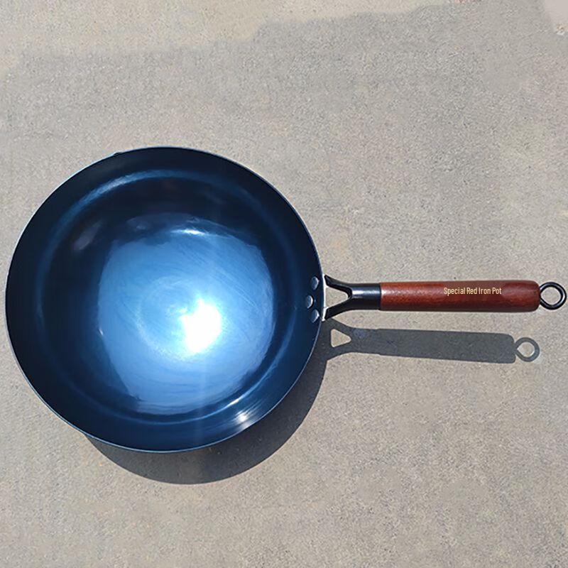 Ręcznie kuta żelazna patelnia wok z akcesoriami z Zhangqiu