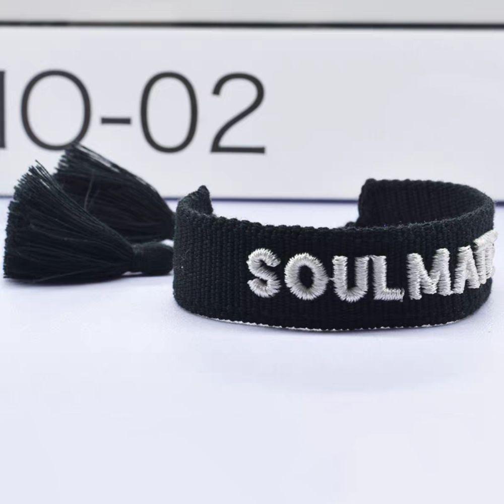 Braccialetti con Lettere Ricamate Regolabili con Nappa Tessuti per Amanti Gioielli Regali