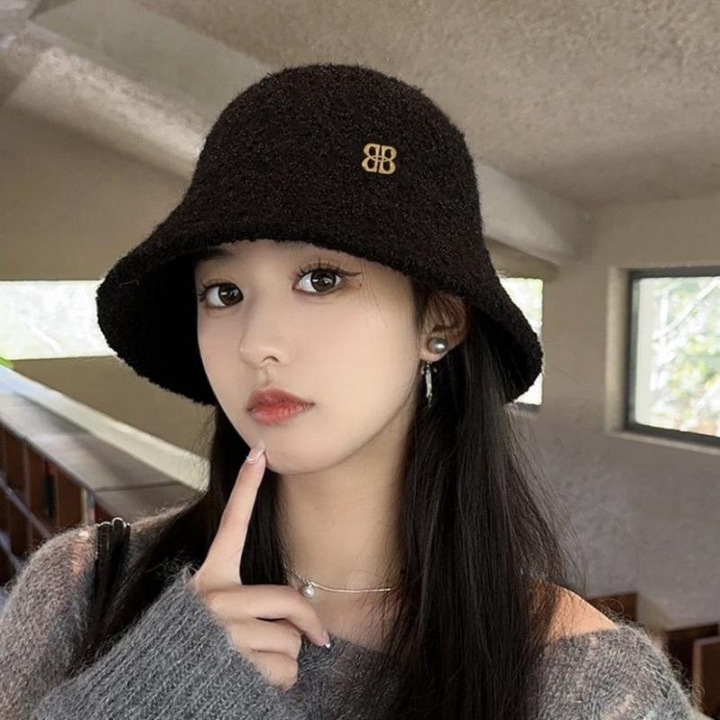 Lamb wool bucket hat autumn and winter new big head plush face bucket hat versatile thermal basin hat