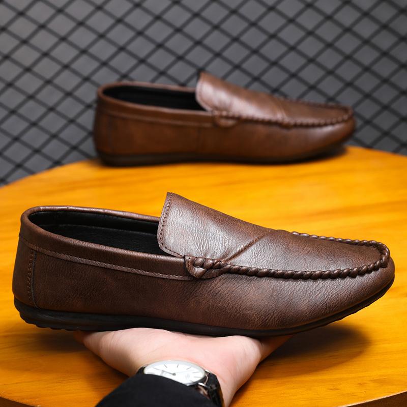 Fashion Genuine Leather Men Loafers Breathable Slip on Men Driving Shoes Italian Luxury Brand Men Casual Shoes Moccasins Chaussure Homme