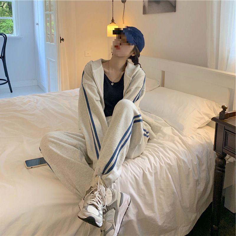 Women's Trendy Casual Running Jacket & Sweatshirt Set - Spring/Autumn Fashion, Slimming & Loose Fit, Two-Piece.