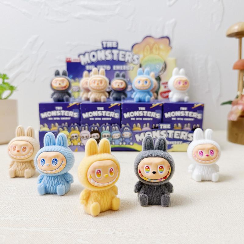 

Набор из 12 украшений на экран дисплея автомобиля в формате «слепой коробки», центральная консоль, мультяшный автомобиль, странный запах, магазин товаров повседневного спроса, холщовые товары для интерьера 3