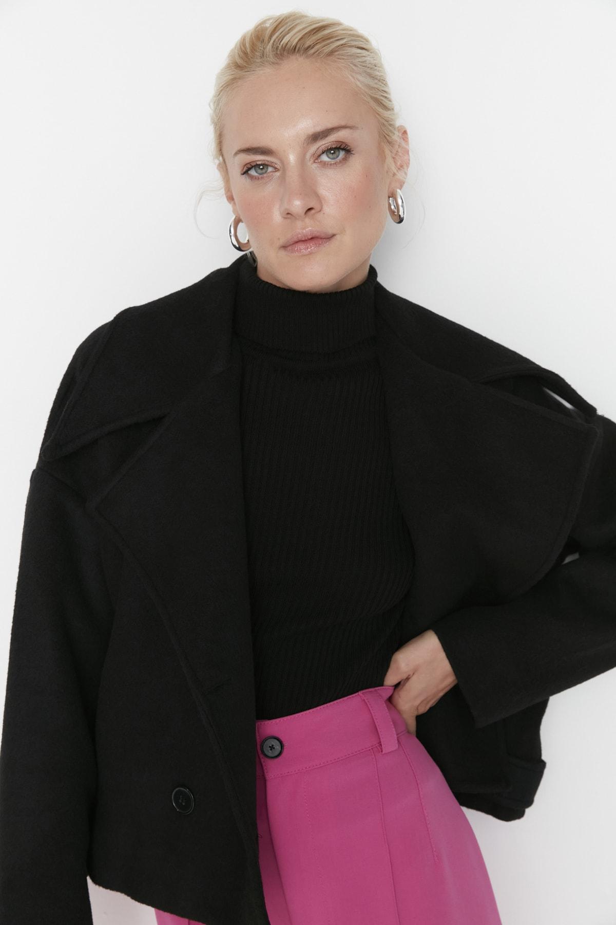 

Coat - Black - Parka
