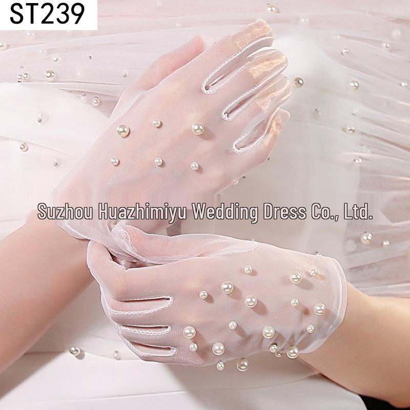 Elegant Pearl Bow Wedding Gloves - French Aesthetic for Bridal Portrait Styling