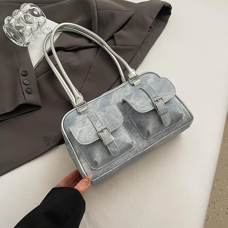 Sensory Multi-pocket Shoulder Bag Women's 2025 Early Spring Fashion Underarm Bag Commuter Bag
