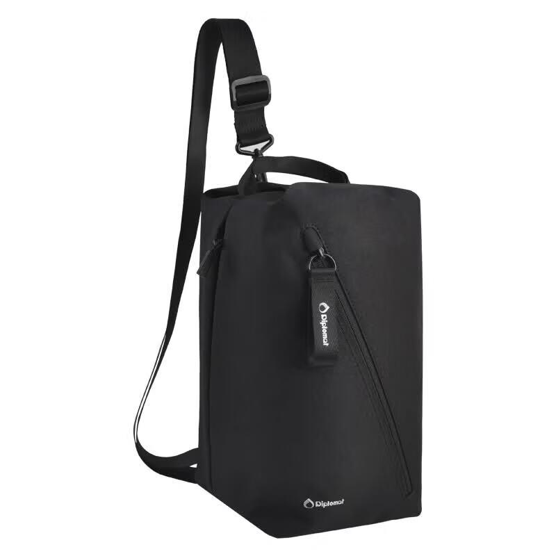 Diplomat Chest Crossbody Bag