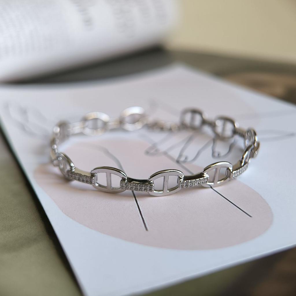 Silver Bracelet with Cubic Zirconia, Product Weight 7.93 G (2182801)