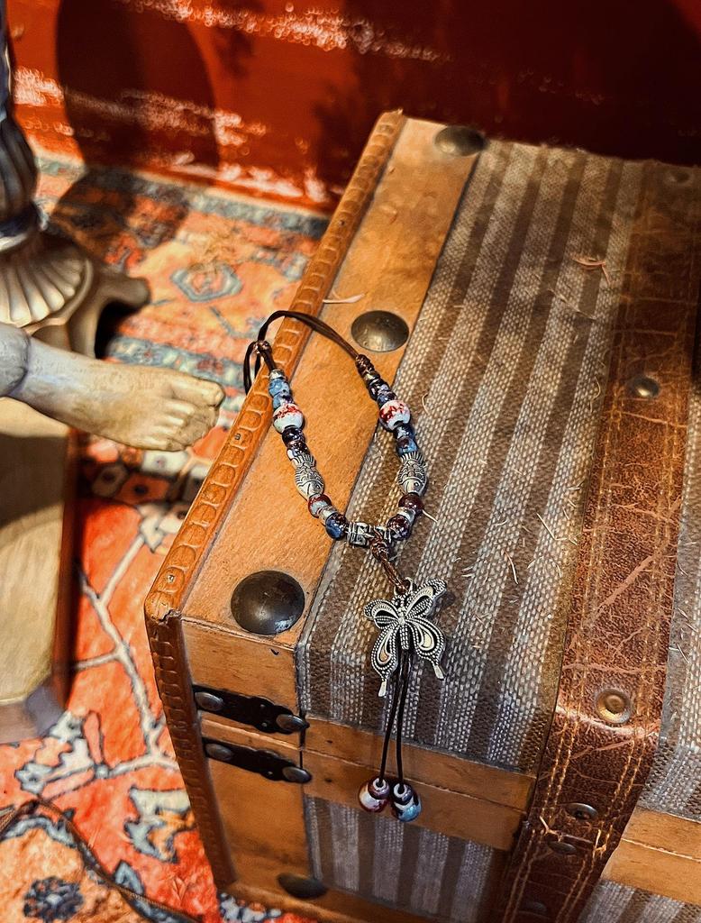 Sweet Eighteen Retro Ethnic Butterfly Necklace - Women's Unique Chinese Style Jewelry Chain