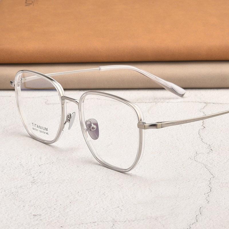 High Quality Ultralight Pure Titanium Glasses Frame For Men And Women Fashionable Retro Eyeglasses Optical Prescription Eyewear