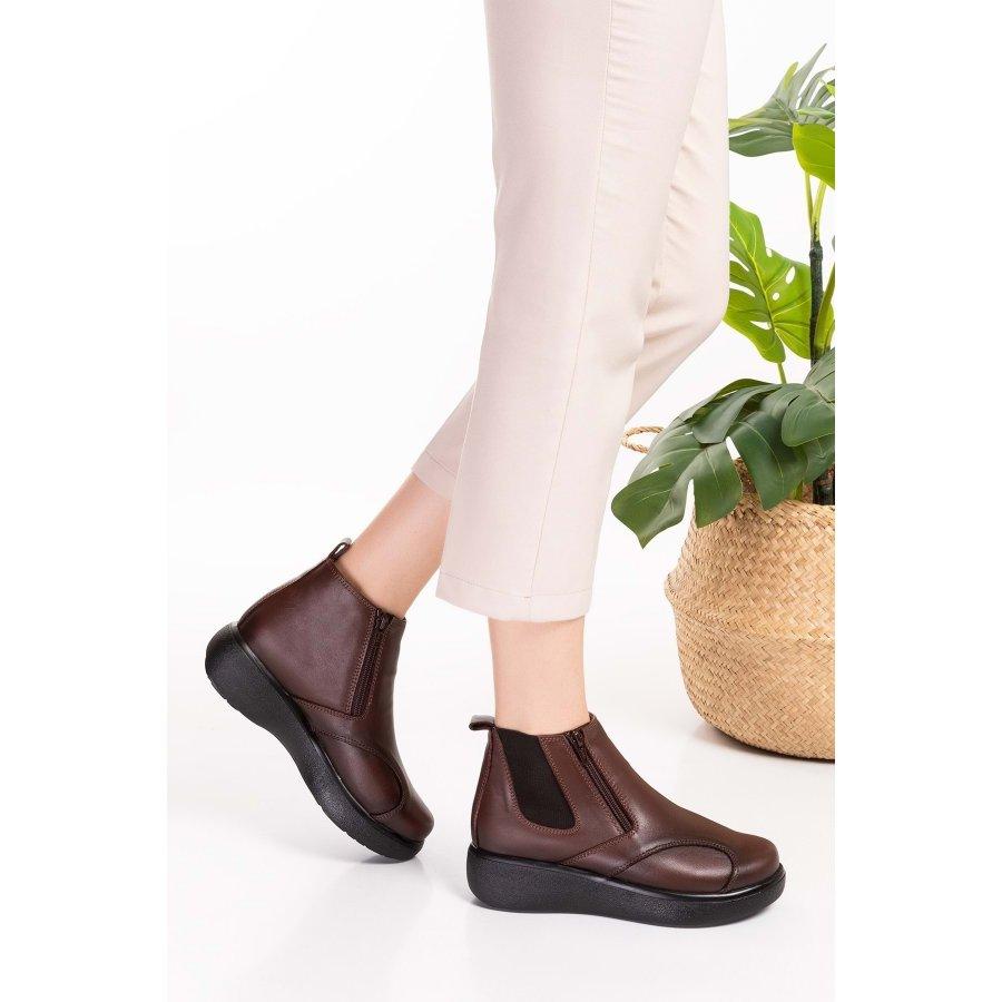 Spezielle Komfortstiefel aus echtem Leder mit anatomischer Knochenvorwölbung für Damen