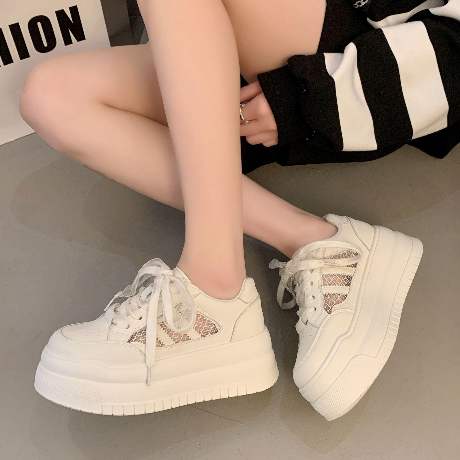 

Модная женская студенческая обувь на платформе 2025 года, весна-лето, новые высокие женские туфли для досок, дышащая сетка, повседневная универсальная обувь для женщин 40 бежевый