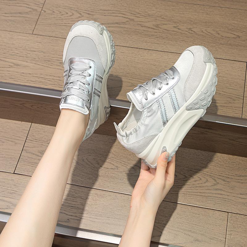 Platform Sneakers Women Inner Height Increasing Shoes New Fashion Casual Sports Board Shoes Round Toe Breathable Women's Shoes