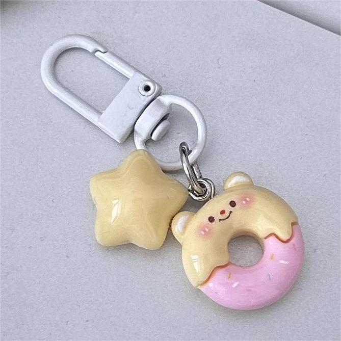 

Milky Soft Butter Bear Star Keychain: Cute Cartoon Pendant for Backpack or Gift