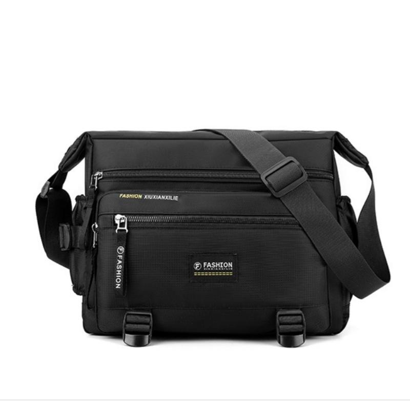 Small Lightweight Crossbody Bags Male Nylon Shoulder Bags Casual Messenger Bags Handbags For Travel Casual Large Capacity Bag