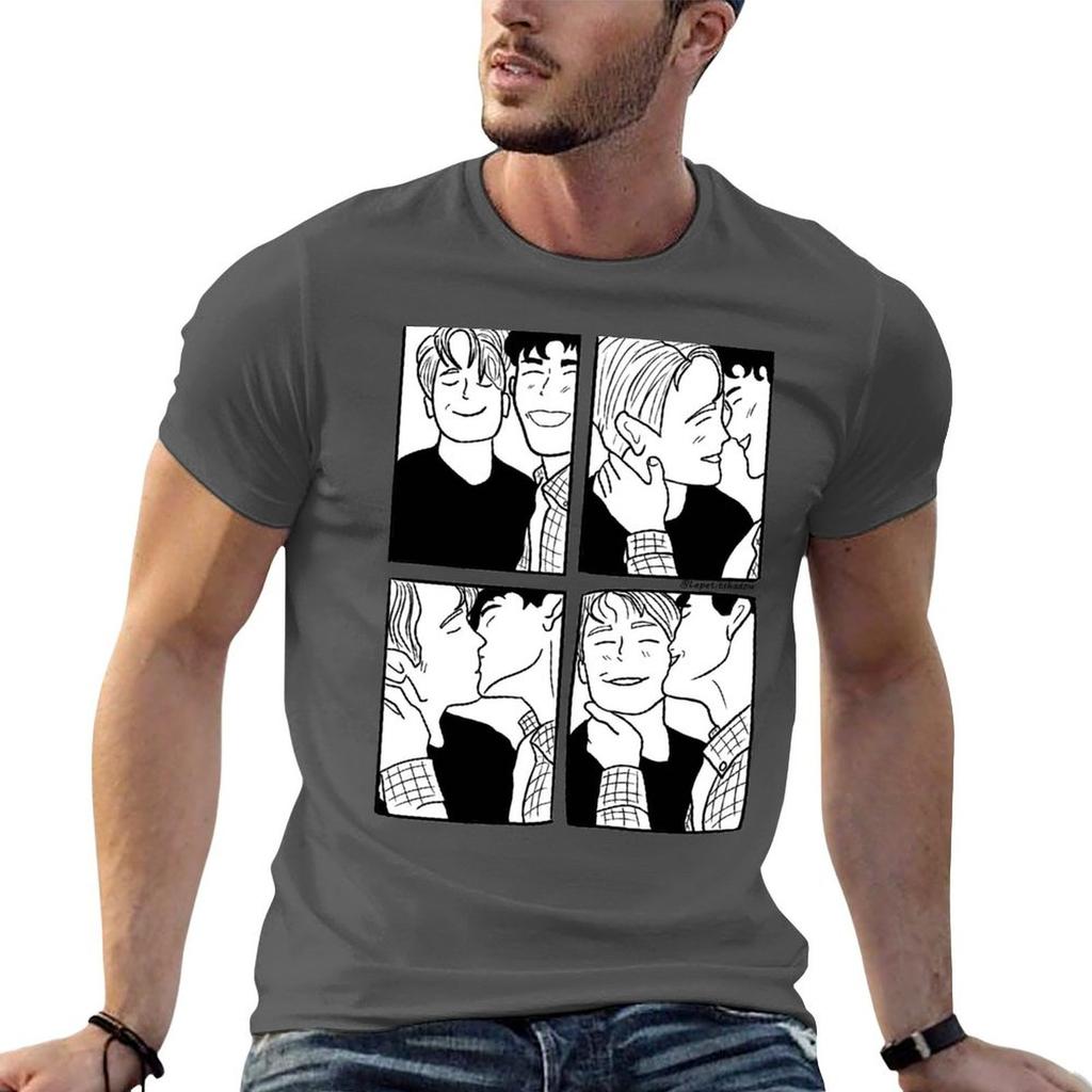 Heartstopper Nick and Charlie Kissing Photobooth TShirt Fashion Graphic Tee for Unisex