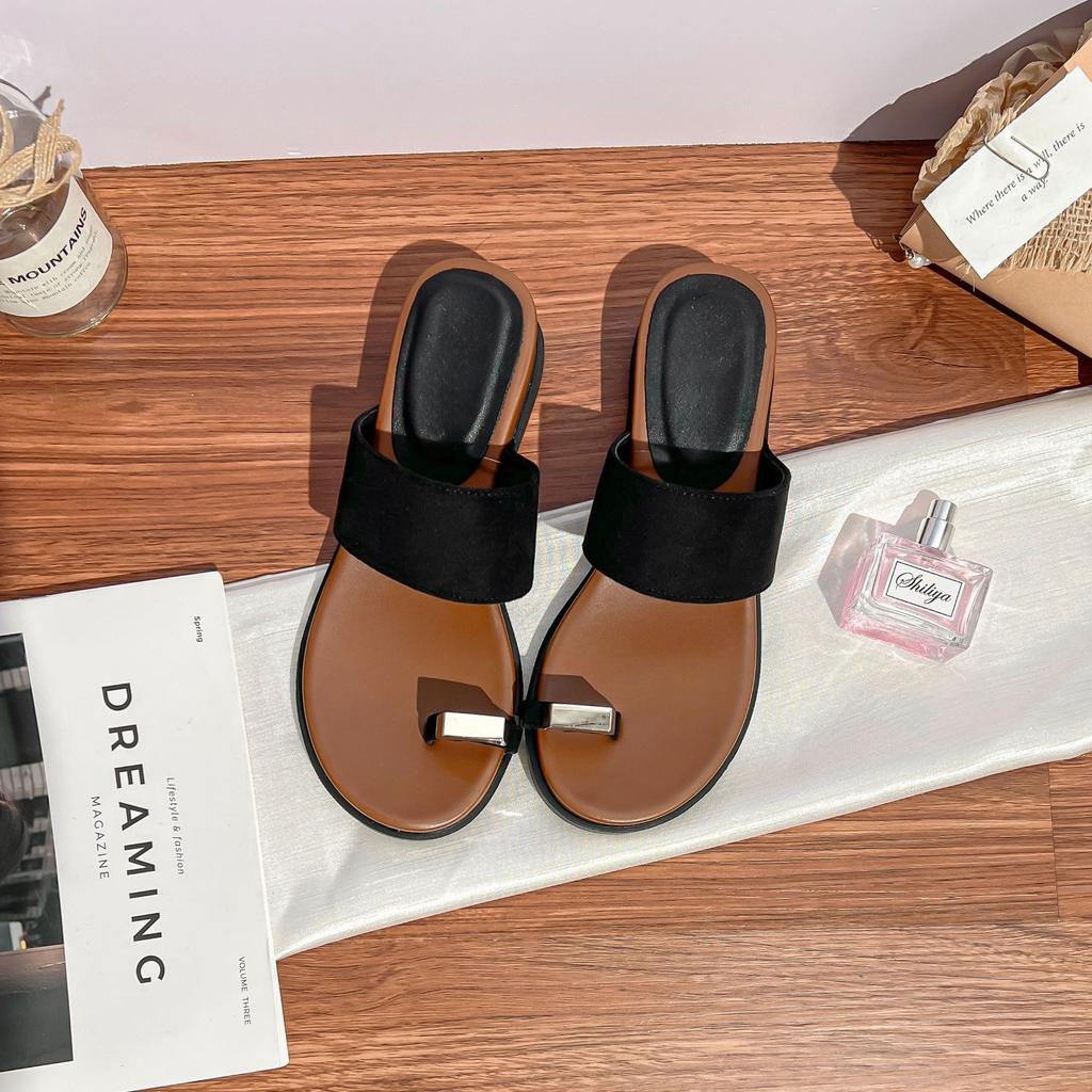 Grape mother's new fairy style with thick-soled cool slippers, women's outer wear with skirts, high-end temperament women's shoes