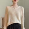 Mulberry Silk V-neck Sweater: Soft, Lightweight Velvet Knit, Women's Loose Fit for Autumn/Winter.