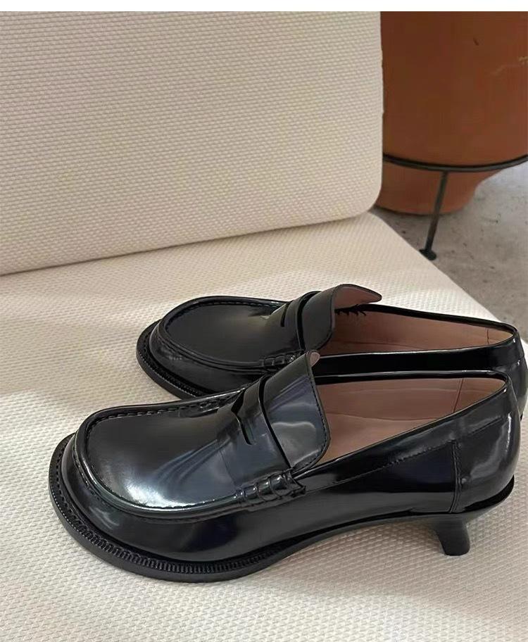 

Версия из овчины~ нишевая кожа британский стиль маленькие кожаные туфли каблук-рюмочка лоферы женские низкий каблук мелкий вырез ленивые женские одинарные туфли 40 чёрный