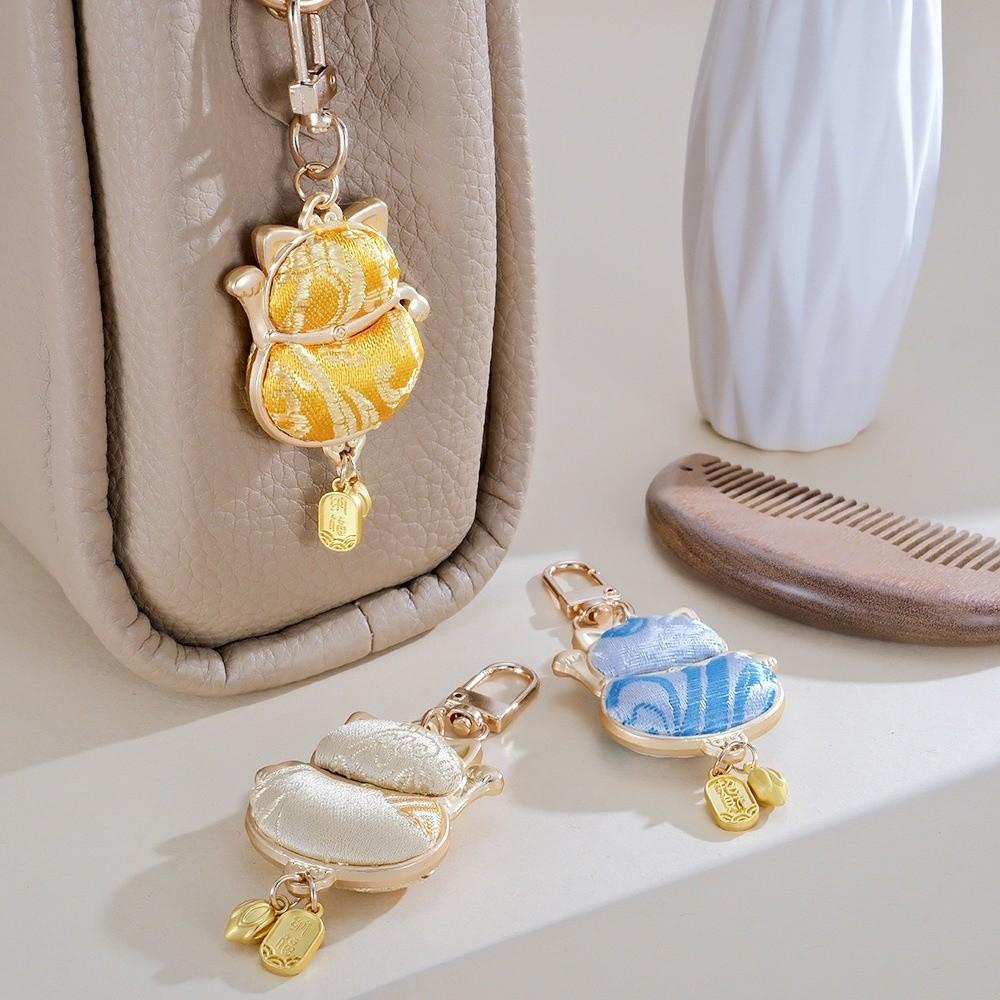 Metal Little Cat Small Keychain Double-sided Retro Lucky Keychain Lucky Cat Keychain Bag Pendant