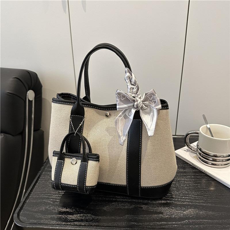 Canvas bag women's large-capacity Sen Meng simple autumn shoulder portable large class tote bag