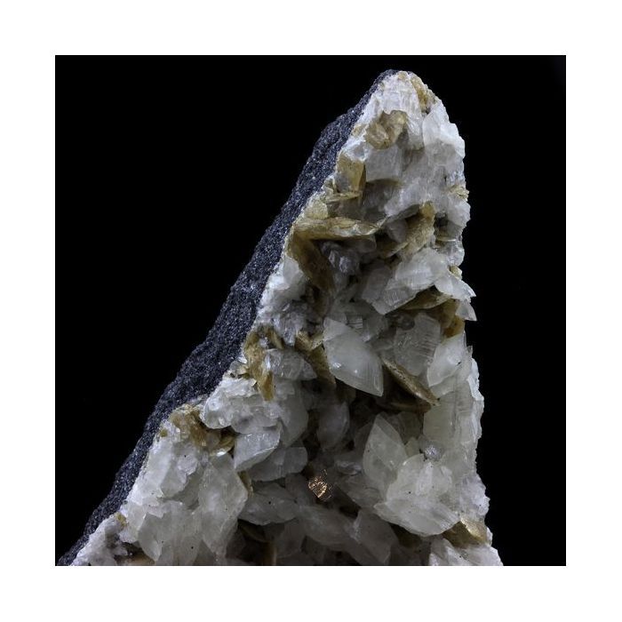 Pierres et Minéraux. Dolomite + Siderite. 836.0 ct. La Mure, Isère, France..