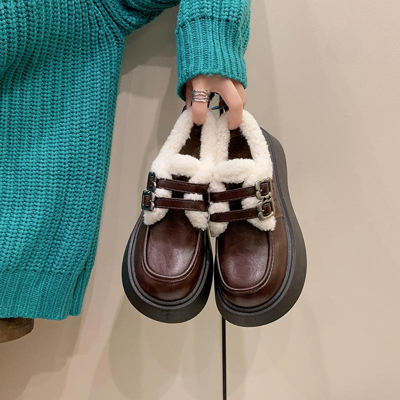 Stylish metal buckle non-slip thick-soled warm cotton shoes for women's winter new skirt and velvet small leather shoes