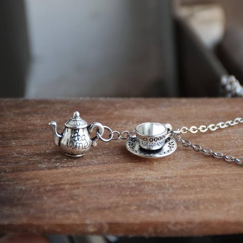 Retro Coffee & Tea Cup Pendant Necklace - Unique Sweater Chain Accessory
