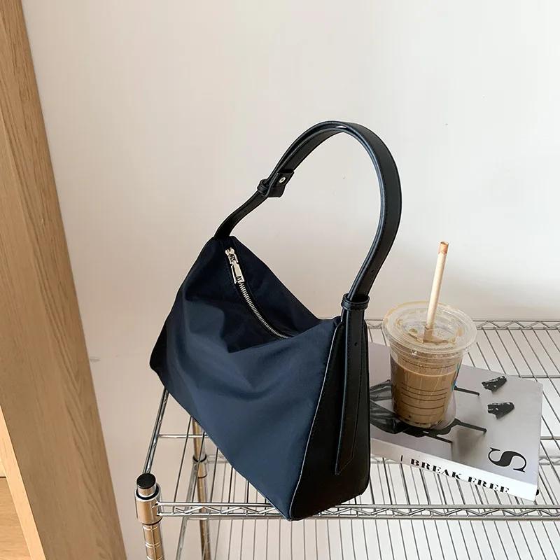 

Casual Women Shoulder Bag Nyl Crossbody Bags Under Arm Bag Versatile Female Purse Bags чорний