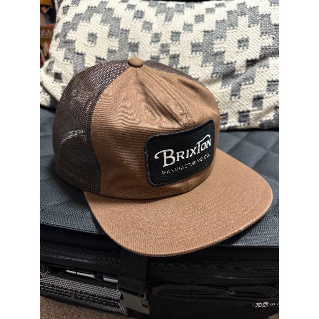 Used Brixton brown trucker cap