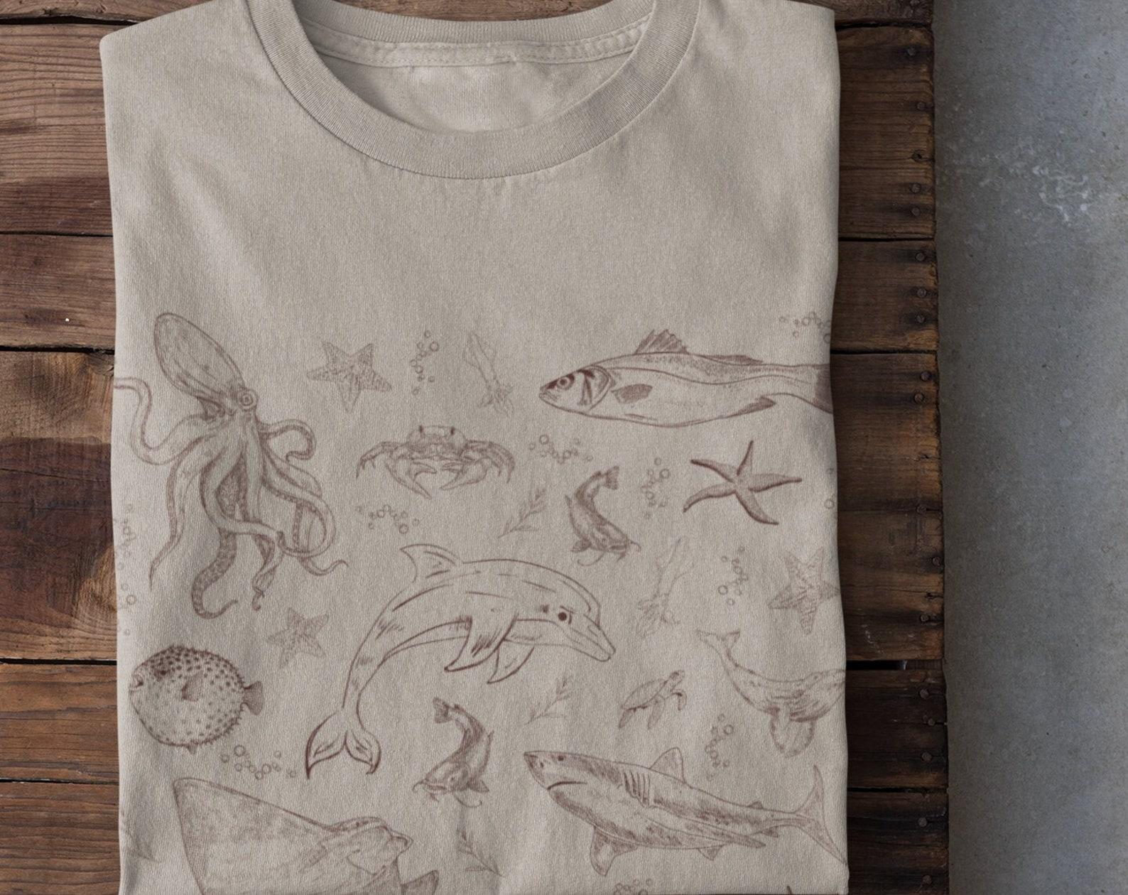 Vintage 90s Shirt, Sea Animal Tshirt, Retro Ocean Nature Tattoo Shirt, Sealife Gifts, Crustaceancore Ocean Dolphin Shirt, Unisex Adult Tee M