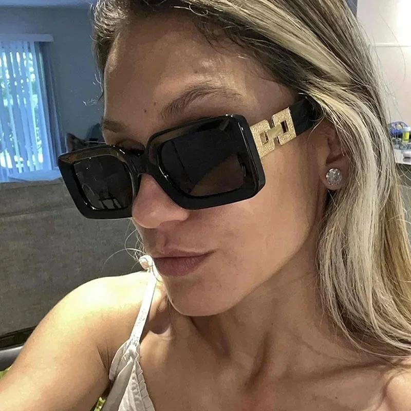 Occhiali da Sole Quadrati di Marca Moda Donna Lusso Rettangolari Occhiali da Sole Femminili Neri UV400 Occhiali da Pilota