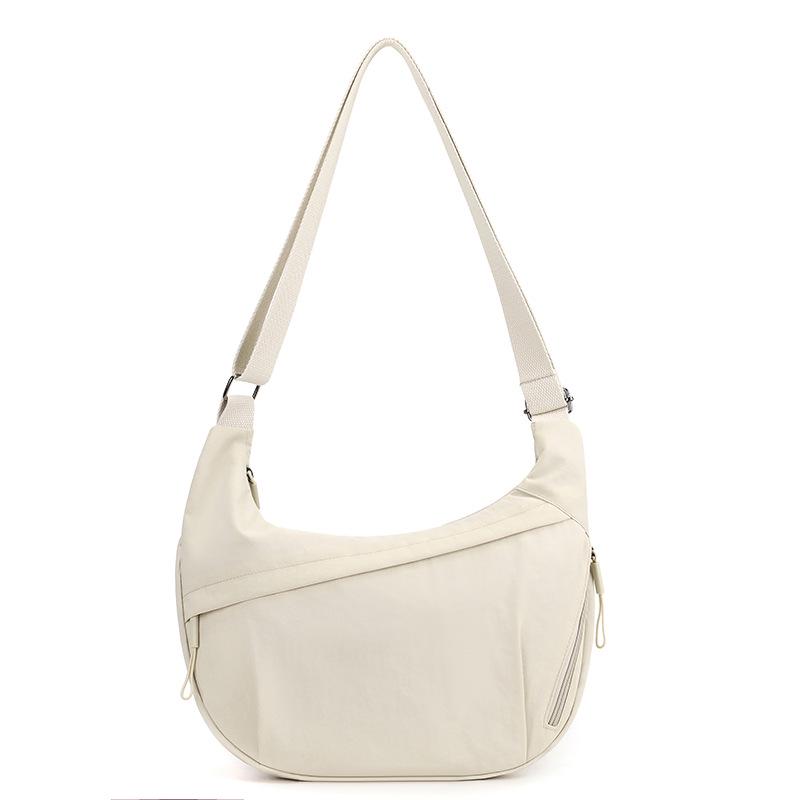 Women's Versatile Nylon Crossbody Bag – Large Capacity, Stylish Single Shoulder Commuting Bag.